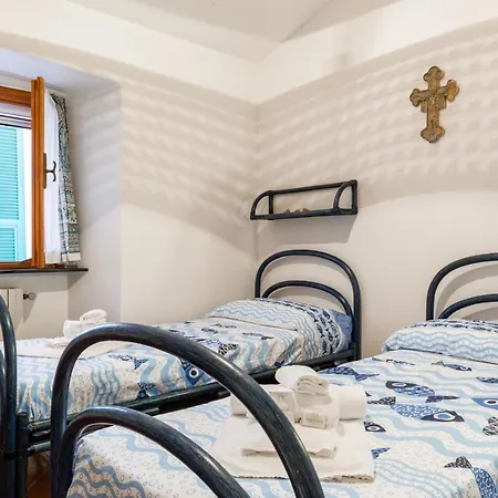 With Sea View Apartment La Spezia