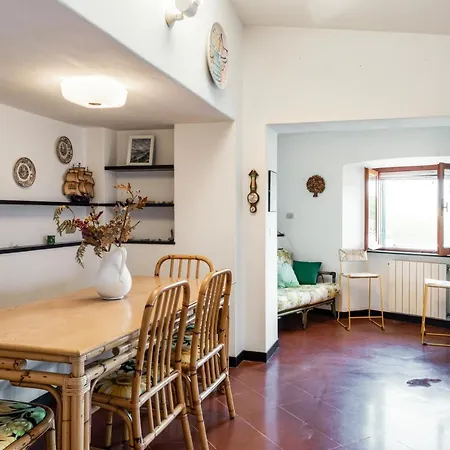 Apartment With Sea View La Spezia
